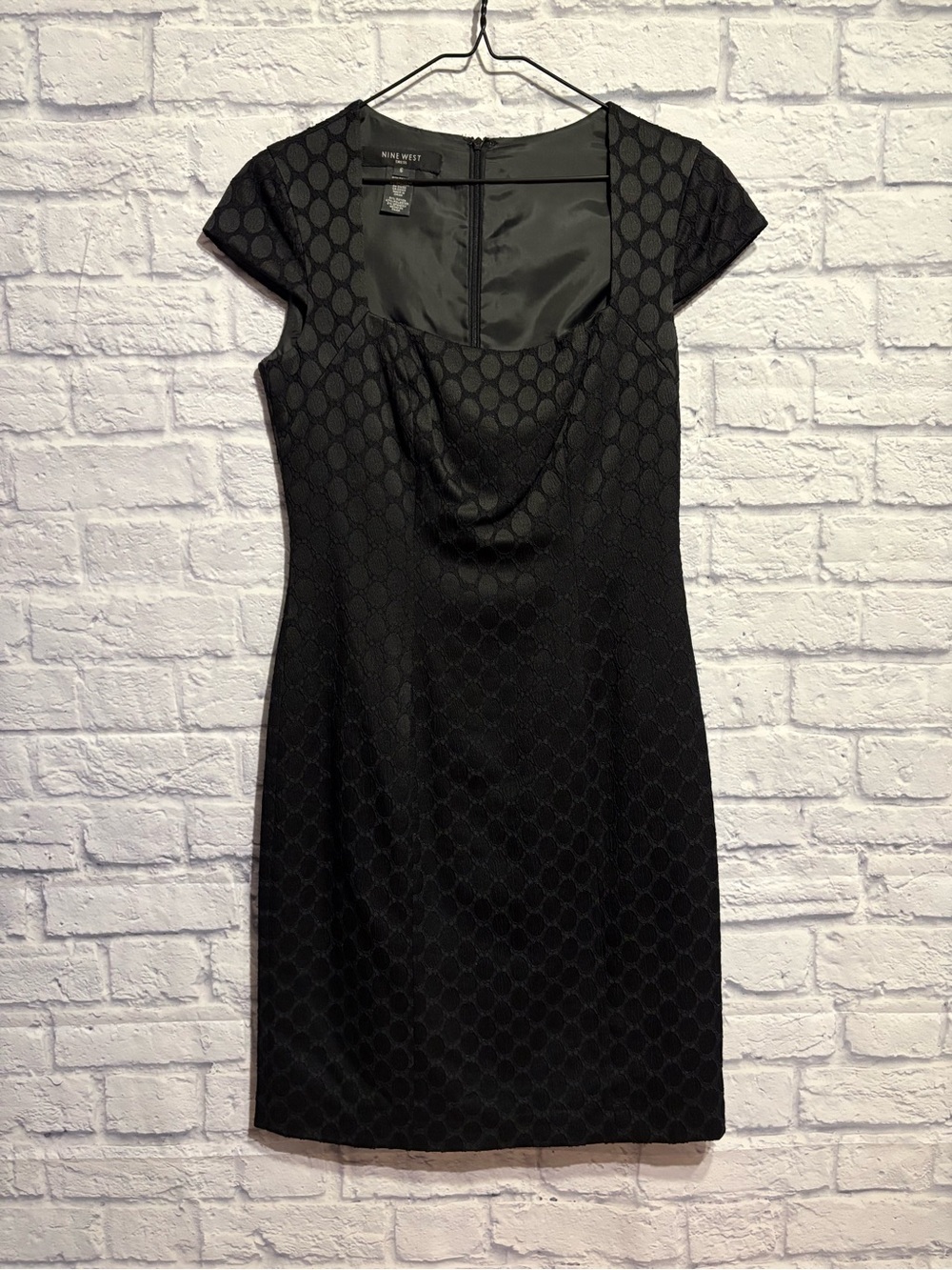 Nine West Black Dotted Cap Sleeve Sheath Dress Size 6